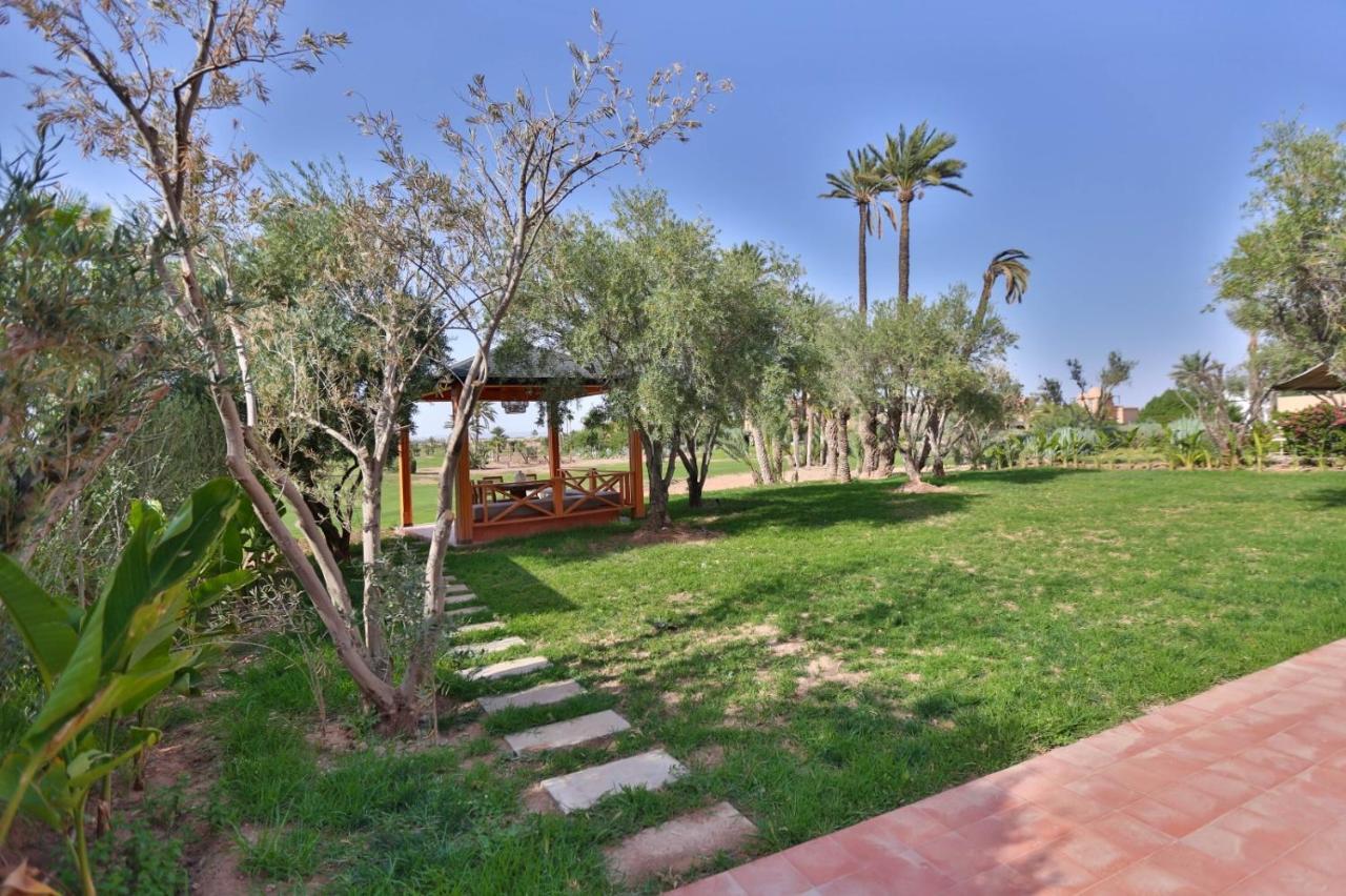 Villa May Sur Le Golf De La Palmeraie With Cooker And Butler Included Marrakesh Exterior foto