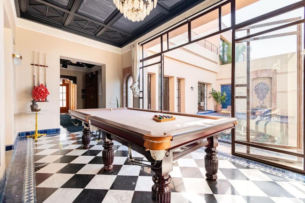 Villa May Sur Le Golf De La Palmeraie With Cooker And Butler Included Marrakesh Exterior foto